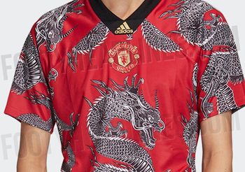 นึกว่าองครักษ์ท่านเปา! หลุดเสื้อแข่ง แมนฯ ยูไนเต็ด ลายมังกรฉลองตรุษจีน 2020