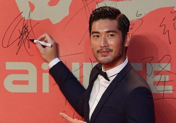แฟนคลับเศร้า! ‘กอดฟรีย์ เกา’ เสียชีวิตกะทันหันกลางกองถ่าย