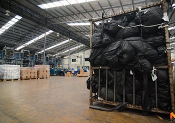 เผยโฉมโรงงานรีไซเคิลพลาสติก ครบวงจร​ แห่งแรกในประเทศไทย