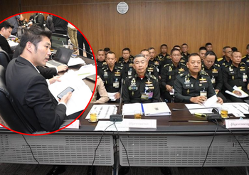 ธนาธรเสนอลดงบซื้ออาวุธ 40% ยืนยันไม่กระทบความมั่นคง