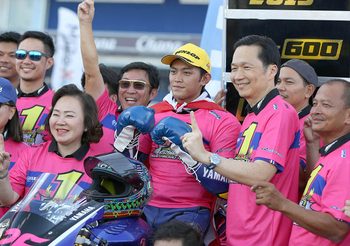 เอเชีย โร้ด เรซซิ่ง ปิดฉากสุดมัน พีรพงศ์ ฉลองแชมป์ในบ้านเกิด, ปิยะวัฒน์ เข้าวินคลาสเล็ก