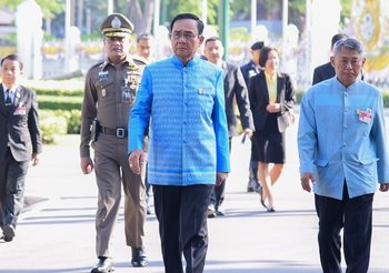 ‘บิ๊กตู่’ ปัด บอกยังไม่รู้ ไปงานเลี้ยงพรรคร่วมเย็นนี้หรือไม่