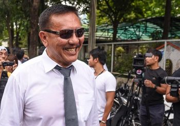 ‘ชูวิทย์’ ชี้ ‘ธนาธร’ รอดยากปมปล่อยกู้พรรค ตกม้าตายแบบง่ายๆ
