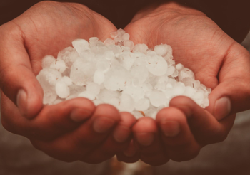 พายุฝนฟ้าคะนอง-ลูกเห็บตก ในหลายพื้นที่ของเชียงราย