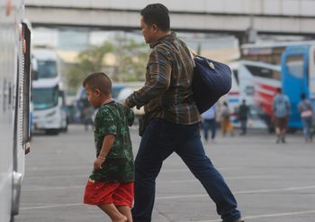 วิธีป้องกันเด็กหาย ช่วงเทศกาลปีใหม่