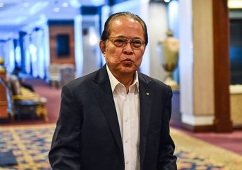 “บังยี” อัด “สมยศ”! ถ้าตนคุณสมบัติไม่ผ่าน “สมยศ” ก็ต้องไม่ผ่านด้วย