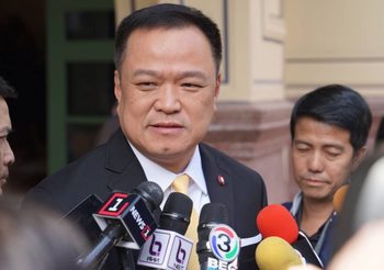 รมว.สธ. รับพบผู้ป่วยโคโรนาในไทยเพิ่มรวมเป็น 14 ราย แต่ยัน รัฐบาลคุมอยู่