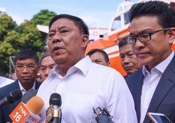ผู้ว่าฯ สั่งรร.ในกทม.ร้องเพลงสรรเสริญฯ เริ่มวันนี้