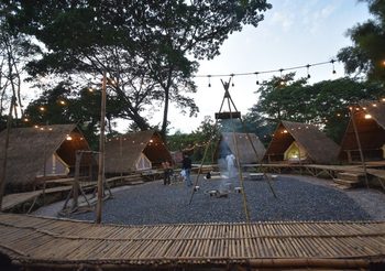Good Memories Cafe & Camp ที่พักเปิดใหม่ สไตล์แคมป์ปิ้ง นอนฟิน ๆ ริมลำธาร