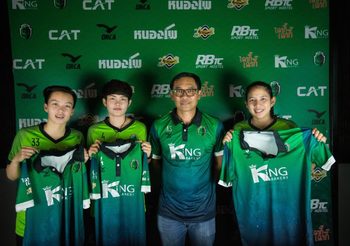 สโมสรตะกร้อราชบุรีเซ็นสัญญาสามจอมหวดสาวเป็นนักตะกร้ออาชีพ