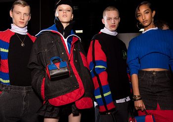 Versace คอลเลคชั่นฤดูใบไม้ร่วงและฤดูหนาว 2020