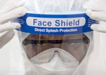หมอแนะใสแมส คู่ face shield ช่วยป้องกันไวรัสโควิด-19