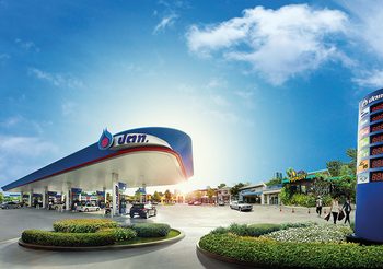ปตท.-บางจาก ลดราคาน้ำมันทุกชนิด 50 สต. ก่อนพรุ่งนี้ ลงอีก