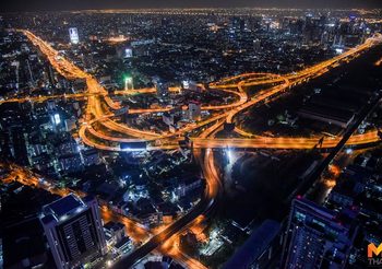 ภาพเมืองหลวงยามค่ำคืน ช่วงเวลาเคอร์ฟิว ท่ามกลางวิกฤตโควิด-19