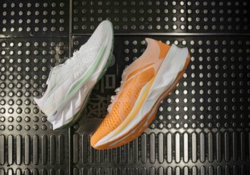 ASICS เปิดตัวคอลเลคชั่น MODERN TOKYO สีสันสะท้อนความทันสมัยของกรุงโตเกียว