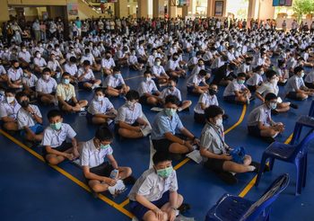 นักเรียนกว่า 1 พันคน ร่วมสอบคัดเลือกเข้า ม.1 รร.สวนกุหลาบฯ