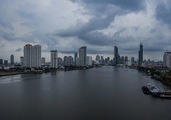 อุตุฯ เผยไทยยังมีฝนฟ้าคะนอง – กรุงเทพฯ ฝนตก 60 %