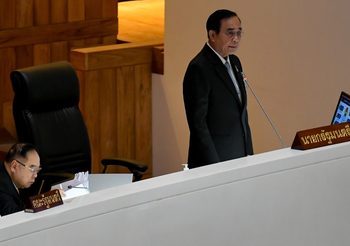 ‘พล.อ.ประยุทธ์’ เข้าสภาฯ ชี้แจงความจำเป็น ร่าง พ.ร.บ.โอนงบประมาณ