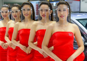 ‘พริตตี้’ กับงานมอเตอร์โชว์ 2020 ในยุดโควิด-19