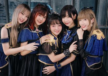 เลิฟอิส เอ็นฯ เปิดตัวน้องใหม่วัยสดใส 5 สาว “Labis” ไอดอลแบนด์