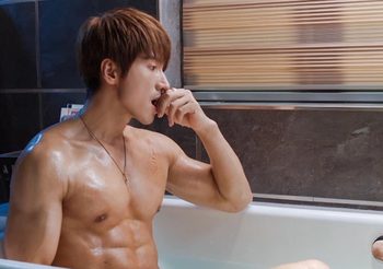 เจอร์รี่ เหยียน หล่อหุ่นฟิตเฟิร์มในวัย 43 ปี จากซีรีส์ Count Your Lucky Stars​