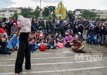 นศ. 4 สถาบันรวมตัวสนับสนุนประชาธิปไตย จัดกิจกรรม “เพราะทุกคนคือแกนนำ”