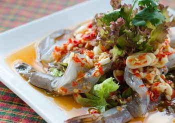 สูตร กุ้งแช่น้ำปลา กับแกล้มแซ่บสะท้าน รสชาติจัดจ้าน