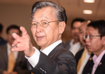 ‘ชวน หลีกภัย’ เผยกรณี ส.ส.ดูภาพโป๊ เป็นเรื่องส่วนตัว