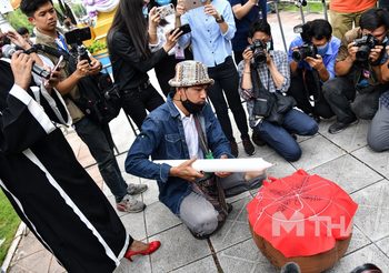 #ประชาชนปลดแอก เดินสายปราศรัยทุกเหล่าทัพ