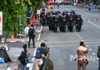 ผบ.ตร. สั่งย้าย 3 พล.ต.ต. ดูแลการชุมนุมพ้นหน้าที่ทันที