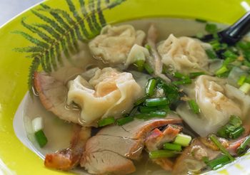 สูตร เกี๊ยวน้ำ น้ำซุปกระดูกหมูรสชาติกลมกล่อม