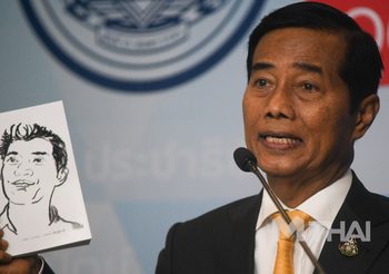 “ถาวร” ชี้ “ธนาธร-ปิยบุตร” อยู่เบื้องหลังม็อบราษฎร หวังล้มสถาบัน