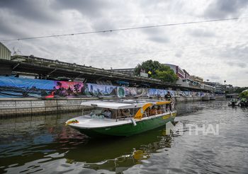 นายกฯ ปลื้ม ล่องเรือไฟฟ้าคลองผดุงฯ ยกระดับชีวิต ปชช. ใช้ฟรี 6 เดือน