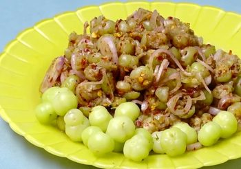 สูตร ตำมะยม ใส่กะปิปลาร้า รสชาติสุดนัว เมนูบ้านๆ แต่แซ่บเวอร์