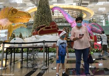 ‘สิงคโปร์’ ประกาศฉีดวัคซีนโควิด-19 ฟรีแก่ ‘ประชาชน-ผู้พำนักระยะยาวทุกคน’