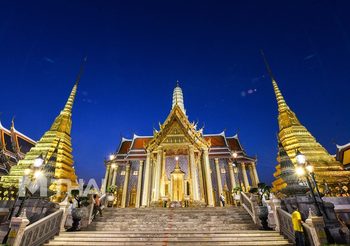 วัดพระแก้ว เปิดให้เข้าชมความงามยามค่ำคืน 6 วัน! เนื่องใน “งานวันพ่อแห่งชาติ 2563”