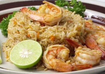 วิธีทำ ข้าวผัดมันกุ้ง อาหารจานเดียวอิ่มอร่อย หอมมันกุ้ง