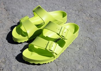 รู้จัก Birkenstock รองเท้าแตะ ราคาครึ่งหมื่น ที่ใครๆก็อยากเป็นเจ้าของ มันมีอะไรดี?
