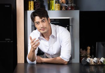 บอย ปกรณ์ แบรนด์แอมบาสเดอร์ไฮเออร์ประเทศไทย 3 ปีซ้อน ปรับลุคถ่ายโฆษณาชุดล่าสุด