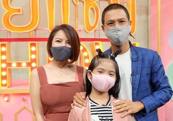 หนึ่ง จักรวาล เผยโมเม้นท์กราบลา ครูชาลี อินทรวิจิตร พร้อมควงลูกสาว 9 ขวบอวดความสามารถ
