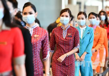 กลุ่มบุคลากรด่านหน้า จาก 7 สายการบิน รับการฉีดวัคซีนป้องกันโควิด-19