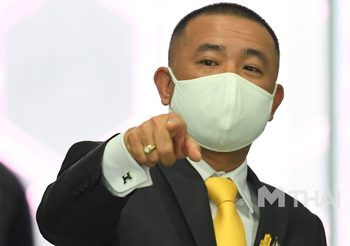 ‘ประสิทธิ์ เจียวก๊ก’ คือใคร…!?