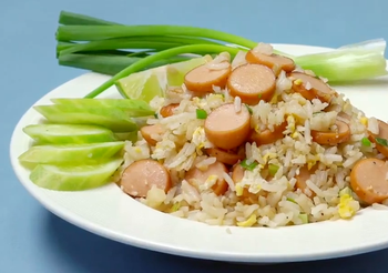 วิธีทำ ข้าวผัดไข่ไส้กรอก เมนูประหยัด อร่อยและทำง่าย