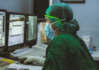 โรคไวรัสโควิด-19 เมื่อต้องรักษาในห้อง ICU รักษาอย่างไร