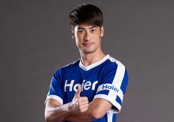 บอย ปกรณ์ สวมบทนักฟุตบอลรับกระแสยูโร 2021 โฆษณาเครื่องซักผ้ารุ่นใหม่ ไฮเออร์