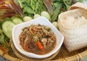 แจกสูตร “ยำแตร็ยปรัย” สุดยอดอาหารถิ่นอีสาน