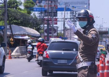 บช.น.ตั้งจุดตรวจร่วม 6 จุด สกัด-ป้องกัน เคลื่อนย้ายแรงงานออกนอกพื้นที่ กทม.