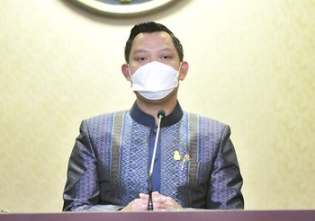 โฆษก รบ. ประนามเบื้องหลังม็อบใช้เยาวชนก่อเหตุรุนแรงแทน