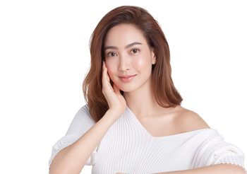 สวยออร่าพุ่ง! แต้ว ณฐพร นั่งแท่นพรีเซนเตอร์ GlowX Hydro Matt