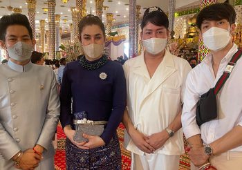 เจ้าพ่อติ๊กต๊อก เก่ง ธชย – แพน สุรเกียรติ อิ่มบุญแรงที่อุดรธานี